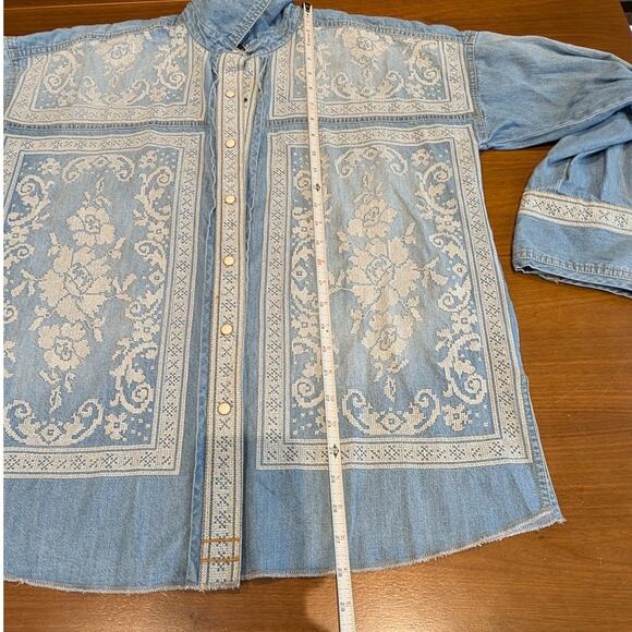 Free People We The Free Blue Denim Lace Embroidered Button-Down Shirt, size XS - Picture 7 of 8